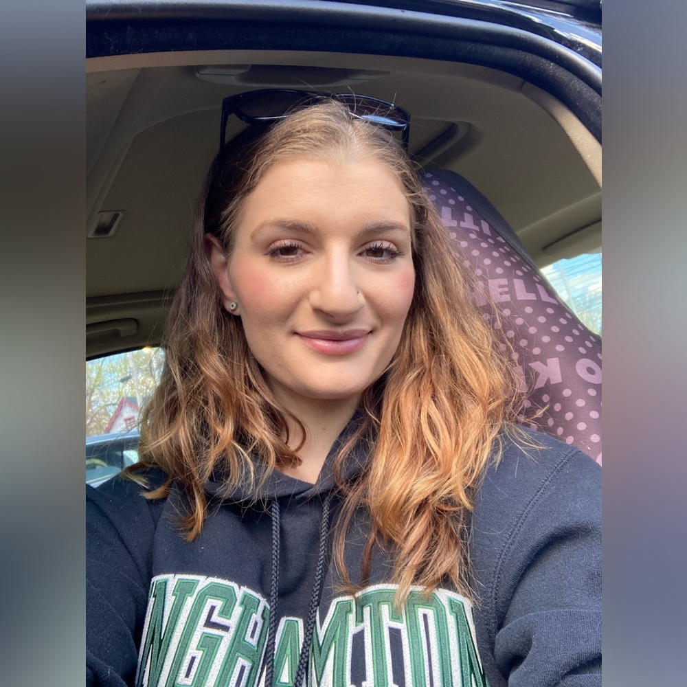 Meet your Posher, Lisa!☮️